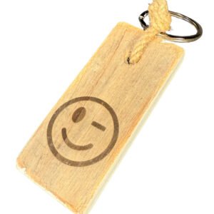 Smiley sleutelhanger – Dutch Mood houten woonaccessoire