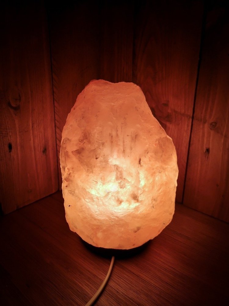 Zoutlamp 8 tot 10kg - Himalayazout / Zoutsteen (Haliet) - c.a. 32x17cm