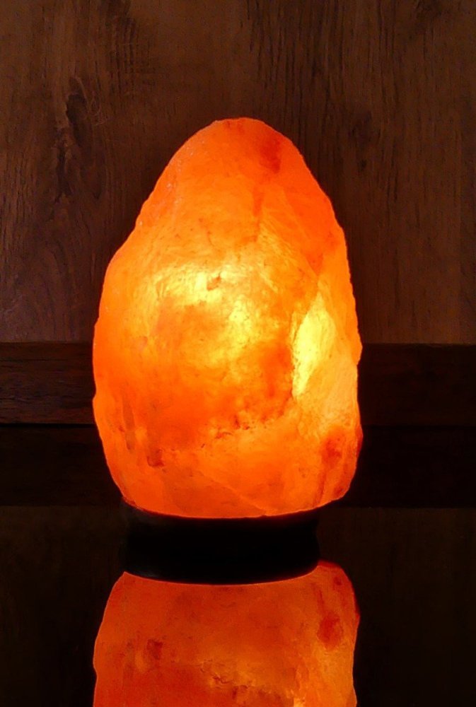 Zoutlamp GROOT XXL 15-18kg met LEDLAMP - Himalaya Zout 100% Natuurlijk - Tafellamp met led lamp van Natuurlijk Haliet Zoutkristal met Sfeervol Warm Licht - Extra Lange Kabel 1.8mtr - c.a. 37x24cm