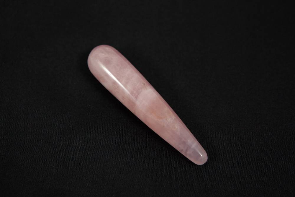 Massage Griffel - Rozekwarts - Kristal / Edelsteen - ca. 8cm - Afbeelding 4